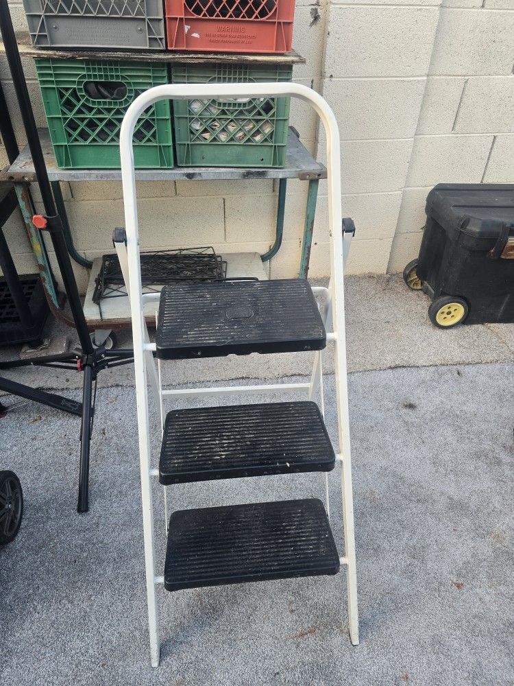 Step Ladder