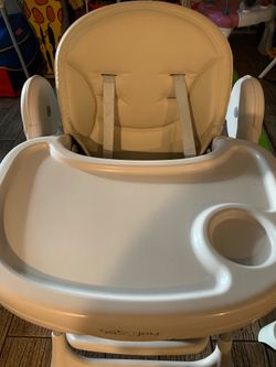 Beautiful high chair