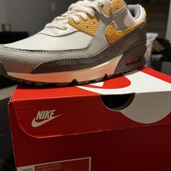 Nike Air Max 90