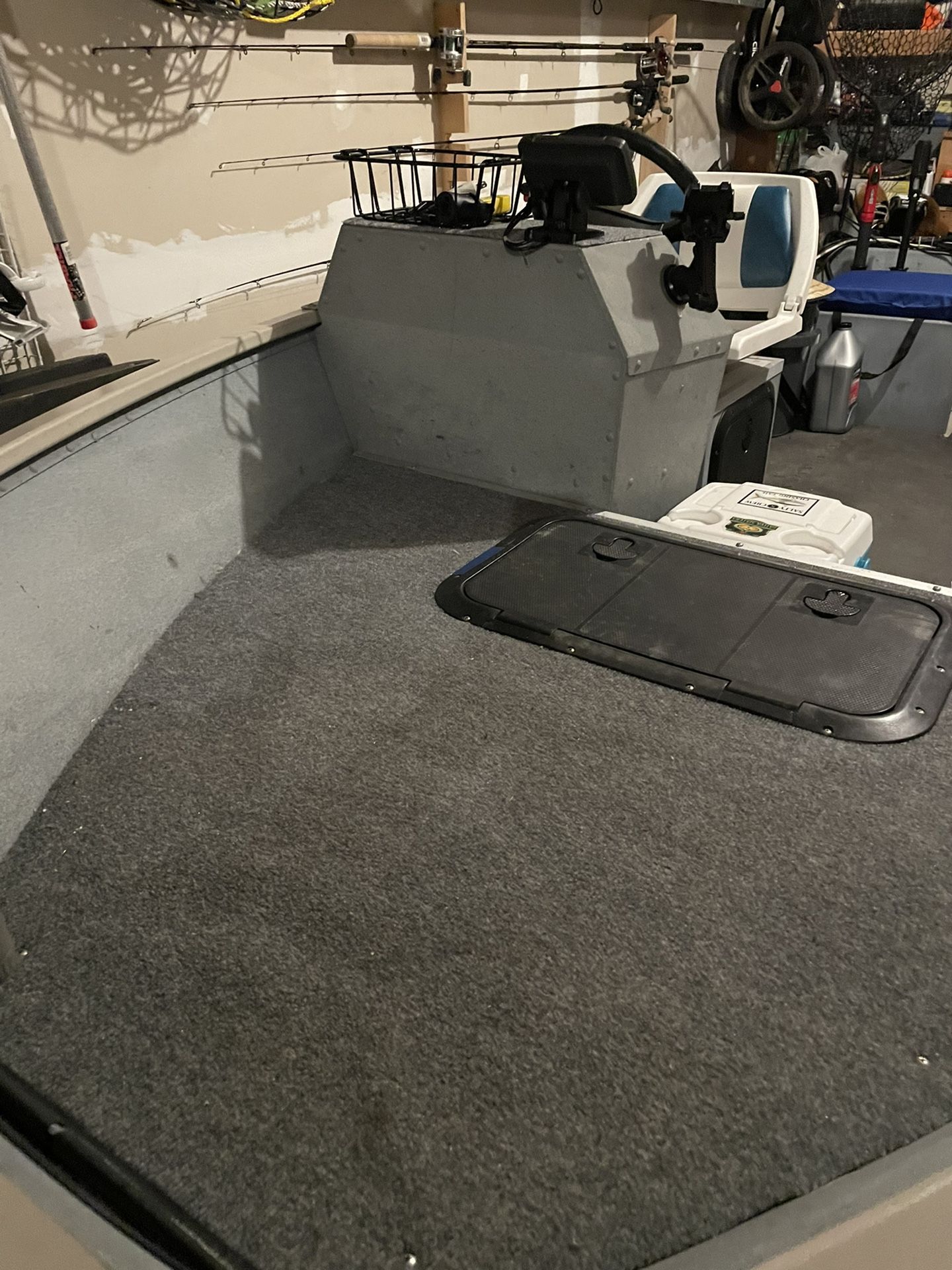 2001 Smoker Craft Lodge SS 15ft aluminum Boat & Trailer for Sale in