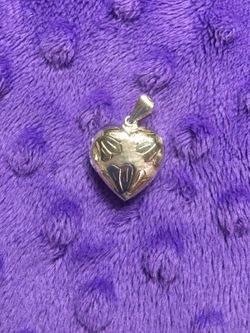 Silver heart locket