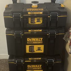 DEWALT Tough system 2.0 