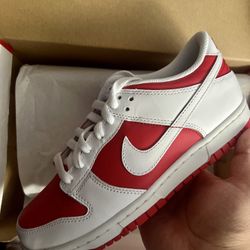Nike Dunk Low Championship Red 5.5y &7y