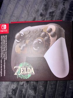 Zelda themed Nintendo switch pro gamepad