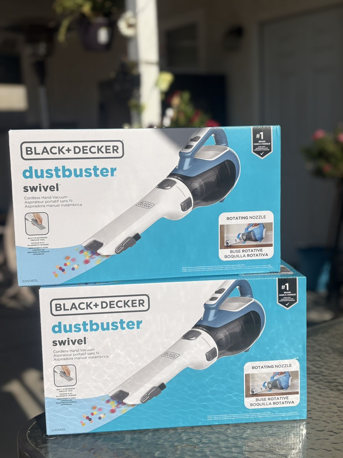 Black Dust Buster Vacuum