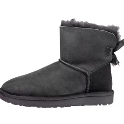 *Authentic* UGG Mini Bailey Bow Boot In Black Size 6 Brand New In Box