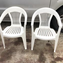 2 Chairs 