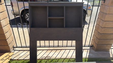 Twin bed set