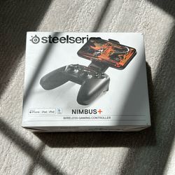 Steel Series Nimbus+ iOS Game Controller