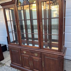 Pennsylvania House Solid Cherry China Cabinet – 2-Piece Hutch, Glass Display, Brass Hardware