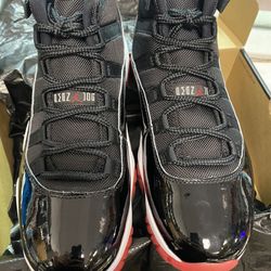 Jordan 11 Black/Red Size 10