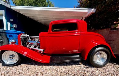 1932 Ford 3 window coupe