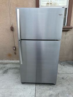 33x31x66 Whirlpool Refrigerator Silver 21cuft 3 Months Warranty