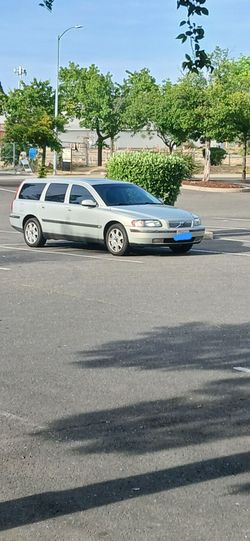 2001 Volvo V70