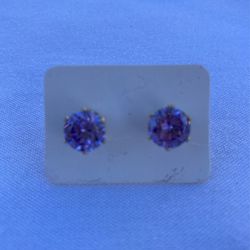 Ermosos Aretes Color Lila $4 Los Otros Tienen Diferentes Precios