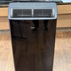 MIDEA 12,000 BTU 450 SQ.FT. Black Ultra Quiet Portable A/C MAP12S1TBL