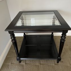 Coffee Table (excellent condition)