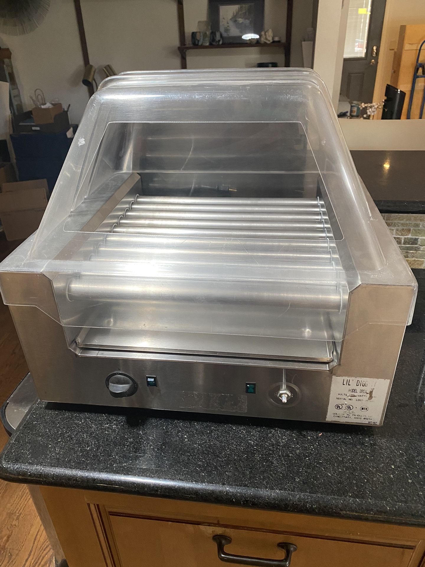 GOLD MEDAL 8024 LIL DIGGITY STAINLESS STEEL HOT DOG ROLLER GRILL 120V