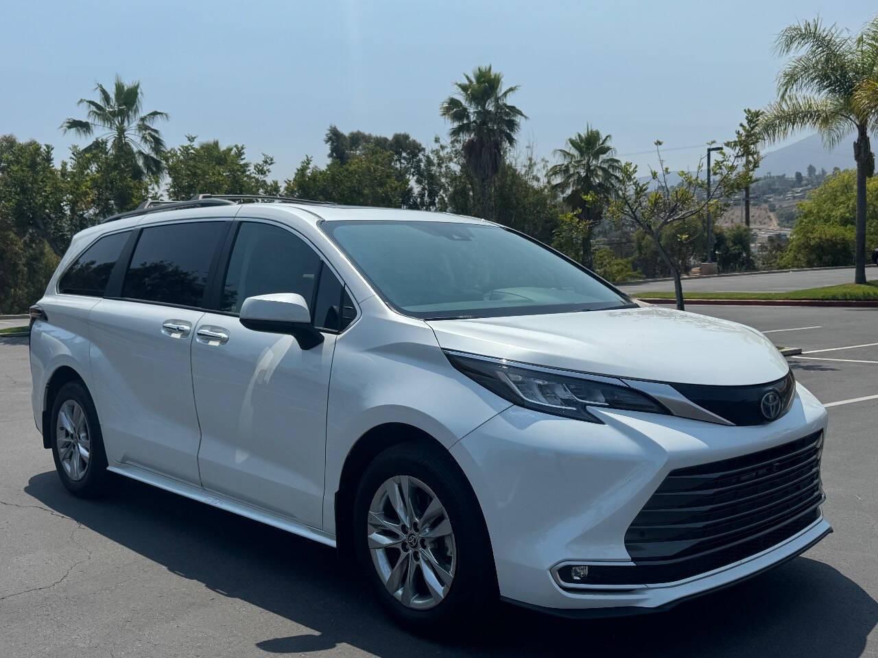 2023 Toyota Sienna