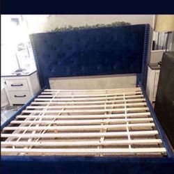 King Bed  Frame In Good Condition  $400