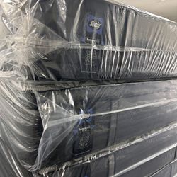 Sealy Queen Mattresses