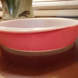 Vintage Pyrex Pink Round 8" Baking Dish Marked #221