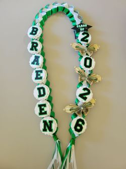 Graduation leis