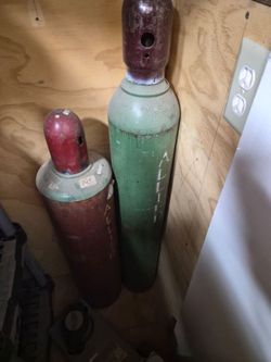 Oxygen and settling tanks