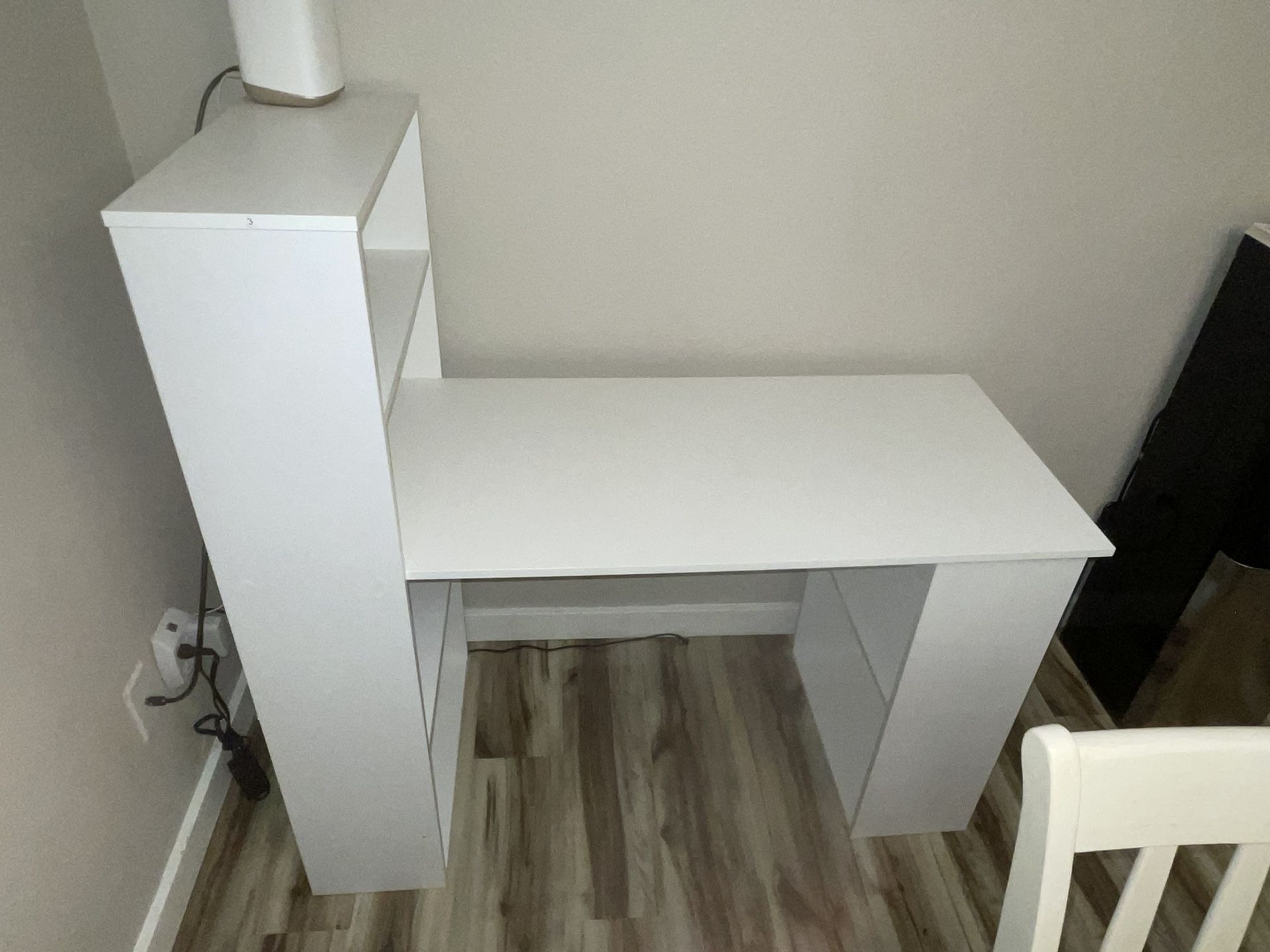 Computer Desk / Work Station
