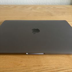 13” MacBook Pro (2016)