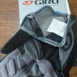 NWT, Giro Tessa Gel, Women's Size M Black/Charcoal Cycling Gloves