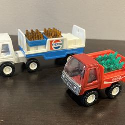 Vintage Buddy L Cola Wars Pepsi Semi & Coke Delivery Trucks W/Bottles