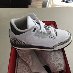 New Kid’s Air Jordan 3 Retro size 7Y (size 8.5 Women’s)