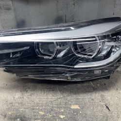 2017 2018 2019 BMW 740i Left Driver Side Headlight OEM