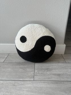 Yin and Yang couch/bed pillow