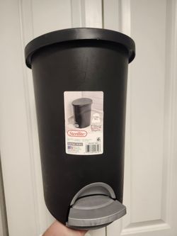 Waste Basket Step On Black 2.6 G, 2 g