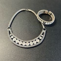 Antiqued Finished/ Diamond Like/ Costume Choker And Bracelet 