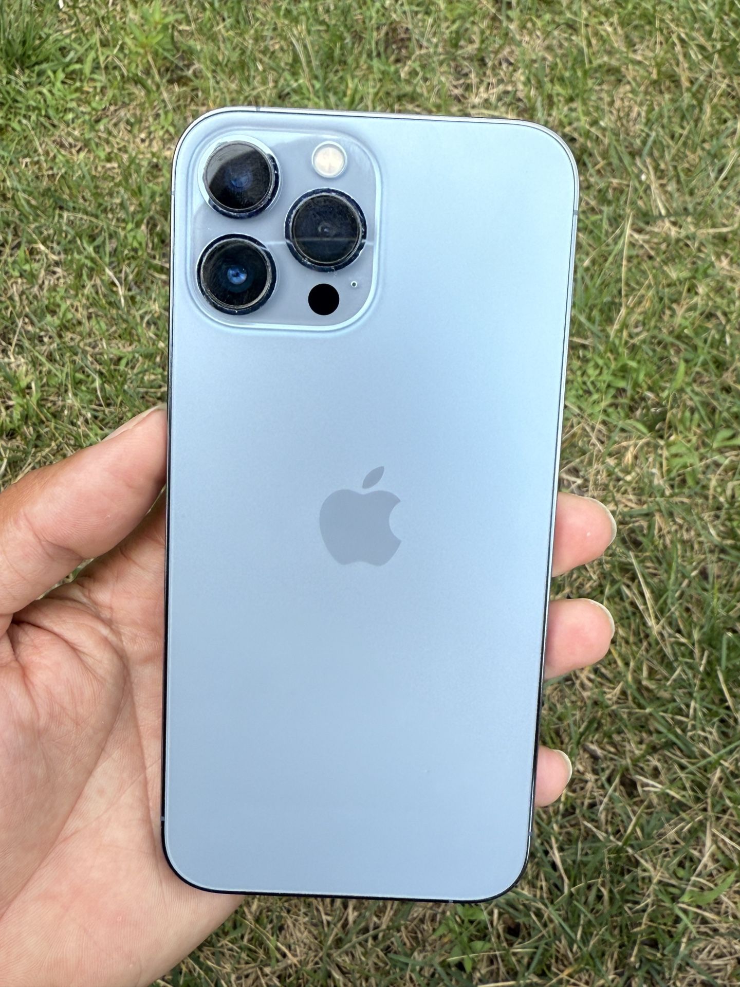 Unlocked Apple iPhone 13 Pro Max 256GB Sierra Blue | Battery Health 82% |