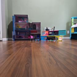 LOL dollhouse, LOL club house and a playdoh ice cream Truck 