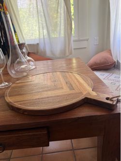Wooden serving board