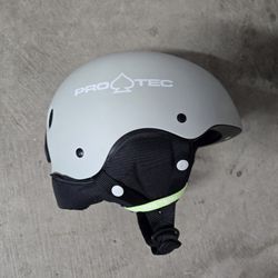 Pro Tec Kids Snow Ski Snowboards Helmet Size XS