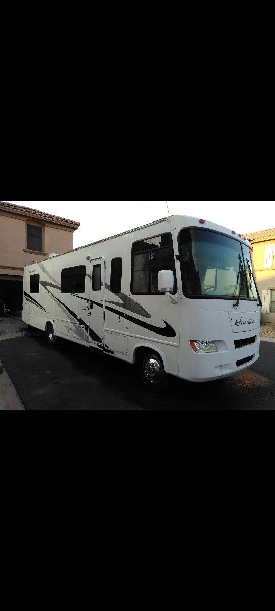 2006 Ford Hurricane Motorhome for Sale in Sun City, AZ OfferUp