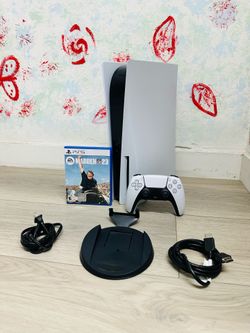 PlayStation 5  - Disc Version - 825GB  , Bonus 1 Game  Madden 23 ( Used Very New )
