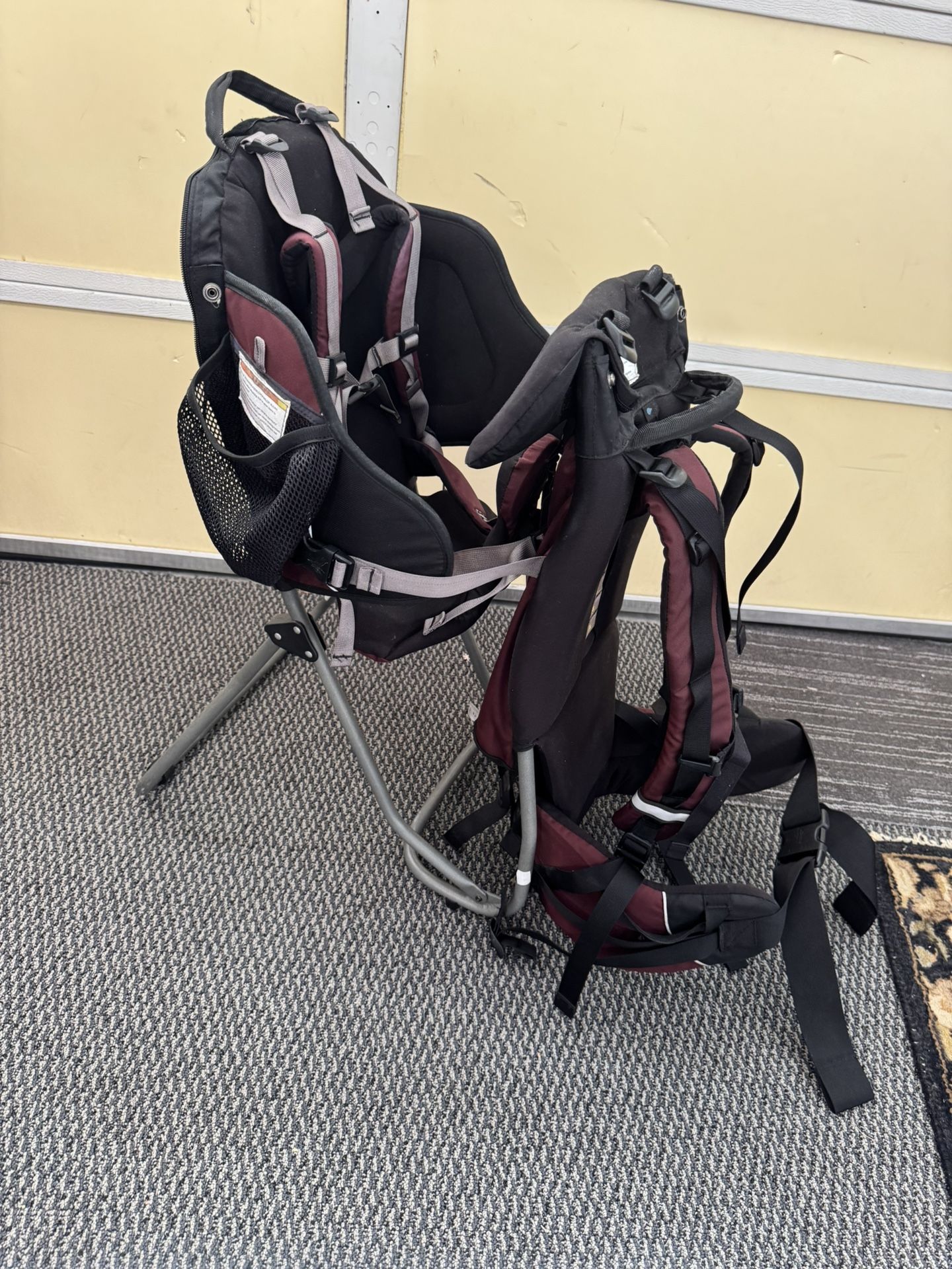 REI piggyback backpack hiking child carrier chair pack. Very padded like new condition