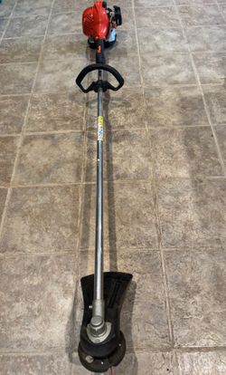 Like New Echo SRM-2120 String Trimmer 21.2cc Engine. Must Pick Up