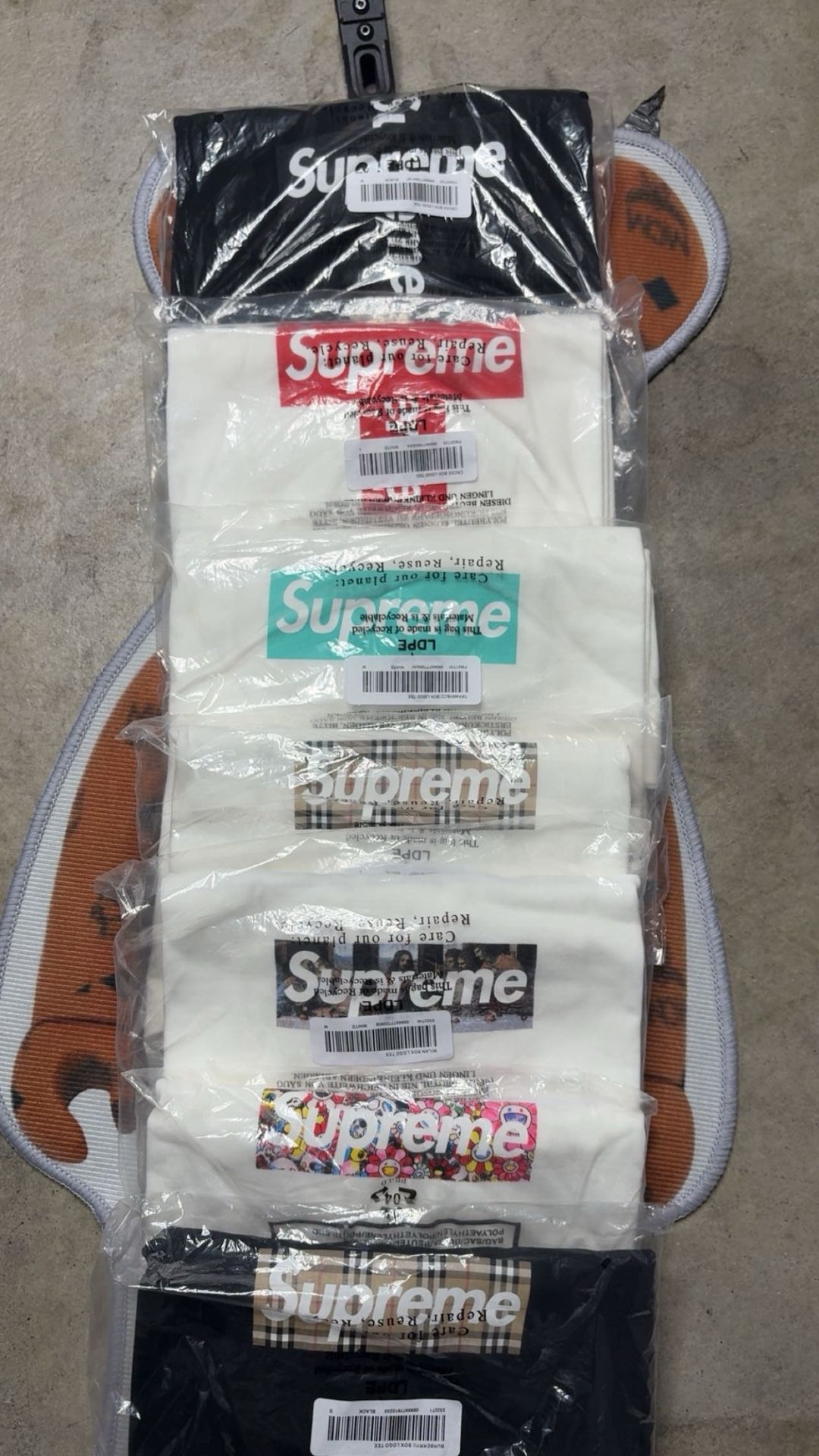 Supreme Tee