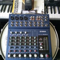 Yamaha Mixer MG10/2