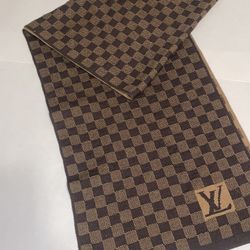 Louis Vuitton // Grey & Black Monogram Cashmere Scarf – VSP Consignment