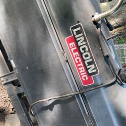 300He lilcoln  welder 2017