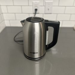 Electric Kettle (perfect for Tea & Coffee)